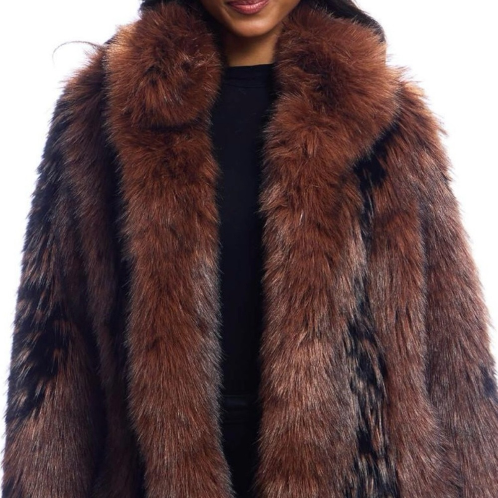 Donna Salyers Fabulous Furs foxy favorite
